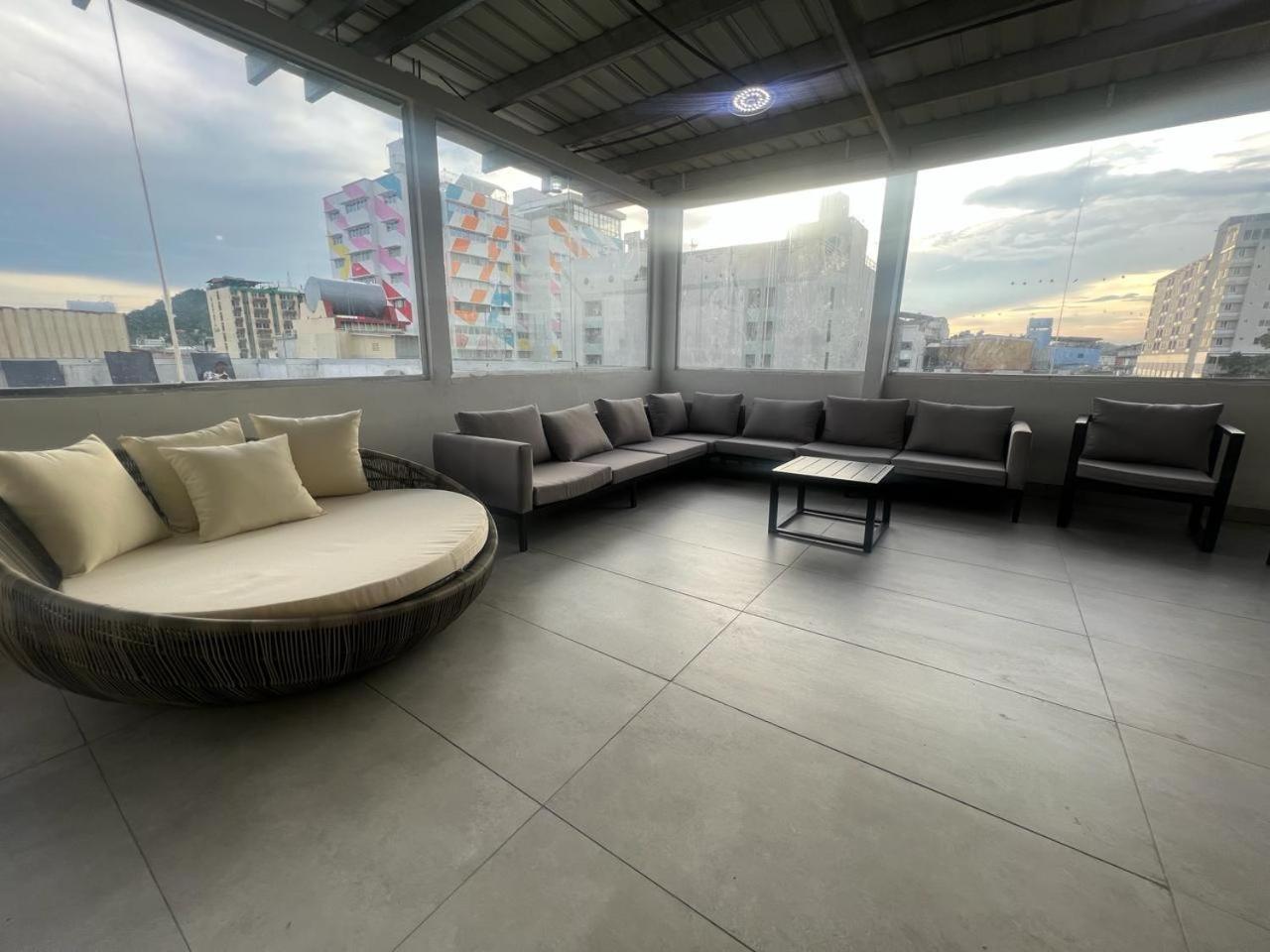 Hotel HSR Panama Stadt Exterior foto